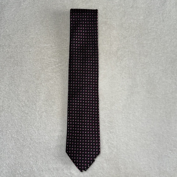 Beautiful Jos A Banks tie - Picture 3 of 3